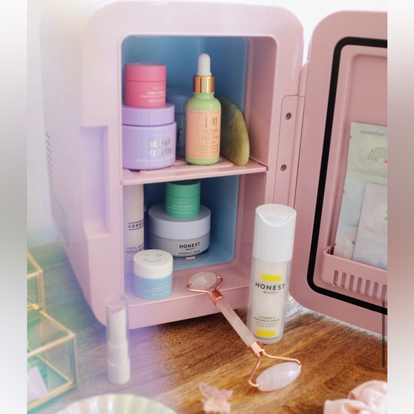 Disney princess X, Pop sugar, Happily Ever, Home. Princess Beauty Minifridge 6L - Picture 6 of 6